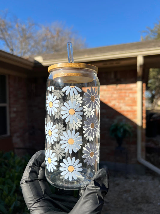 16oz Baby Blue Daisy Glass Cup