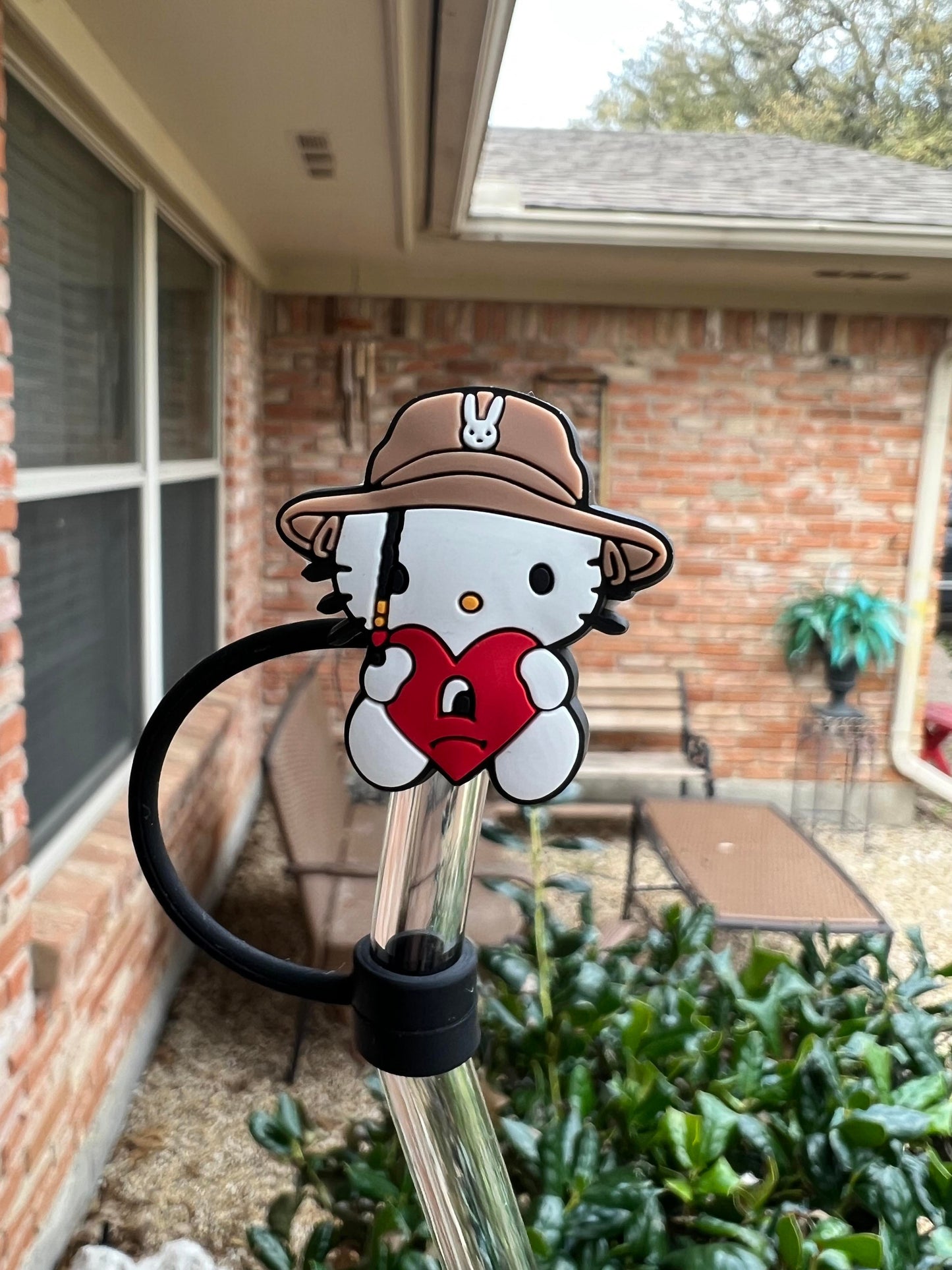 Hello Kitty/Bad Bunny Straw Topper